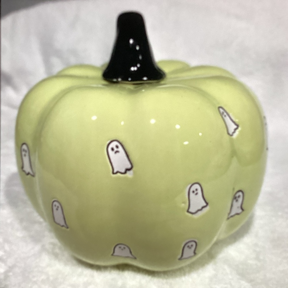 Ceramic Ghost Pumpkin Accent - Pale Green